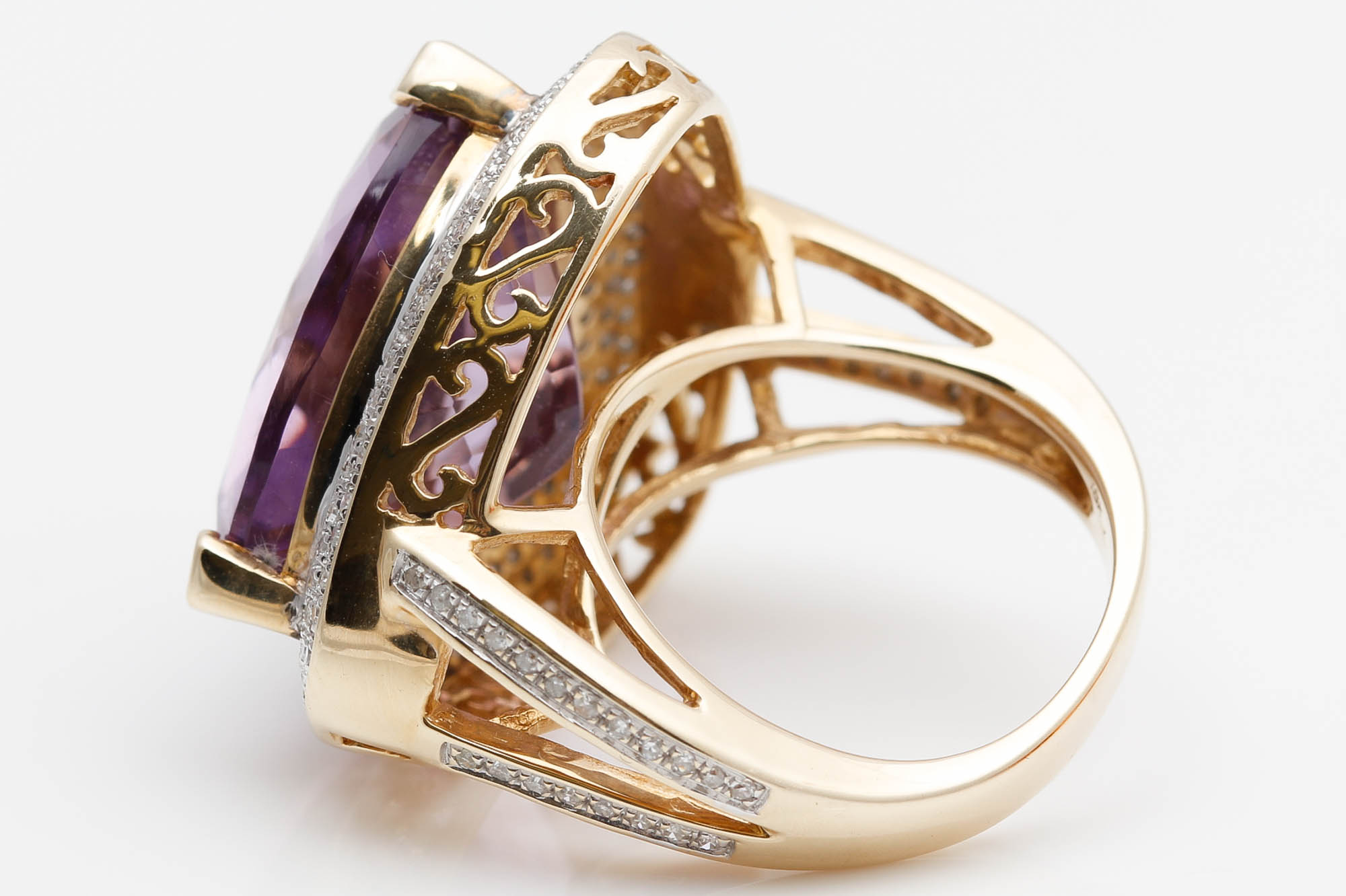 14K Yellow Gold Amethyst and Diamond Ring