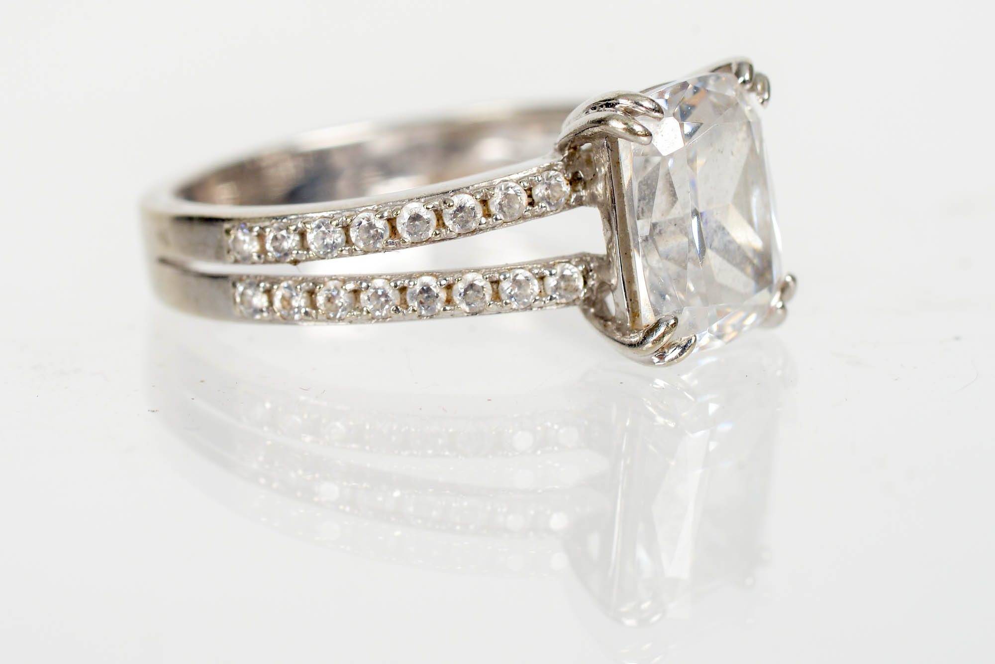 14K White Gold Ring with Cubic Zirconia