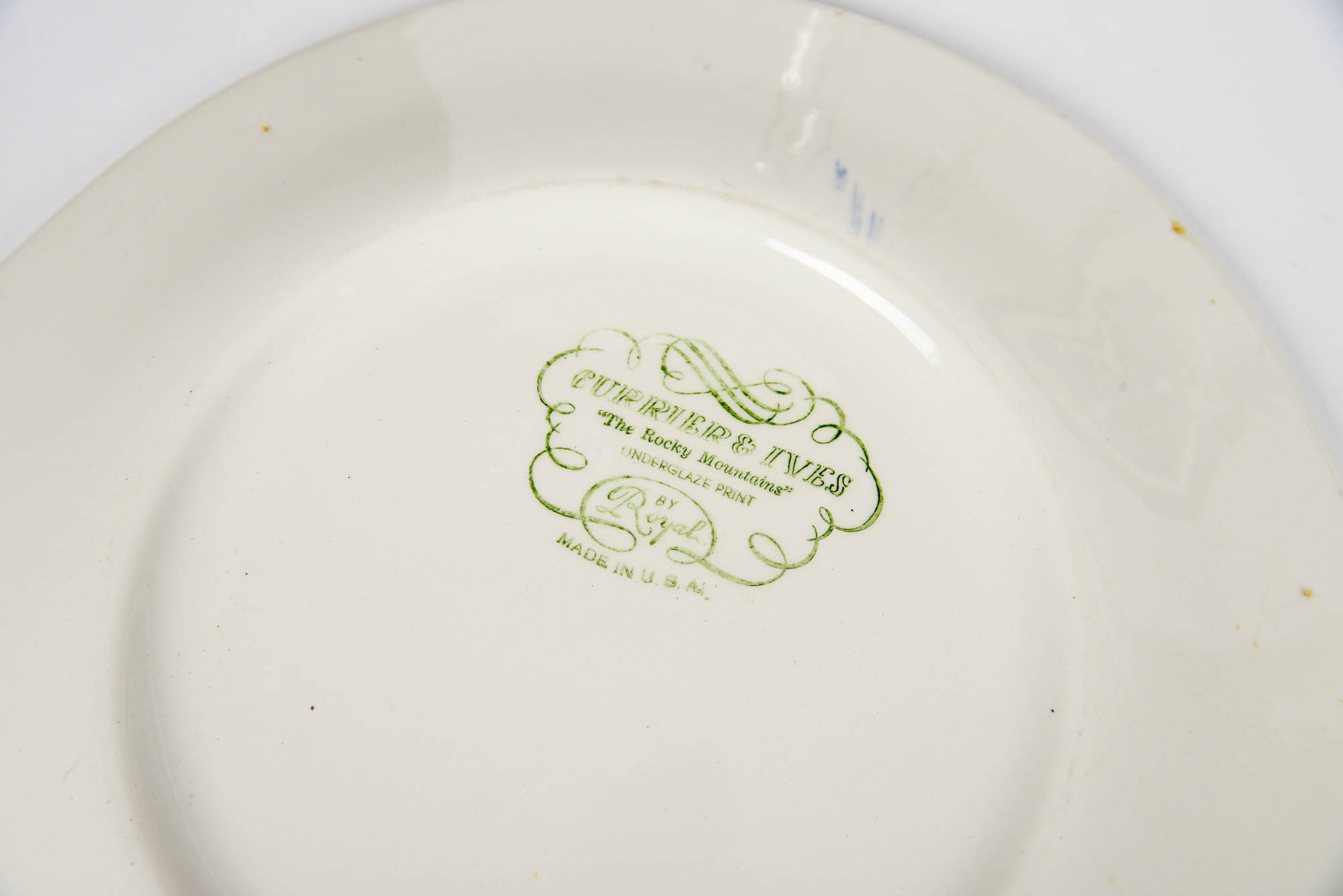 Collection of Currier & Ives Dinnerware and Servingware