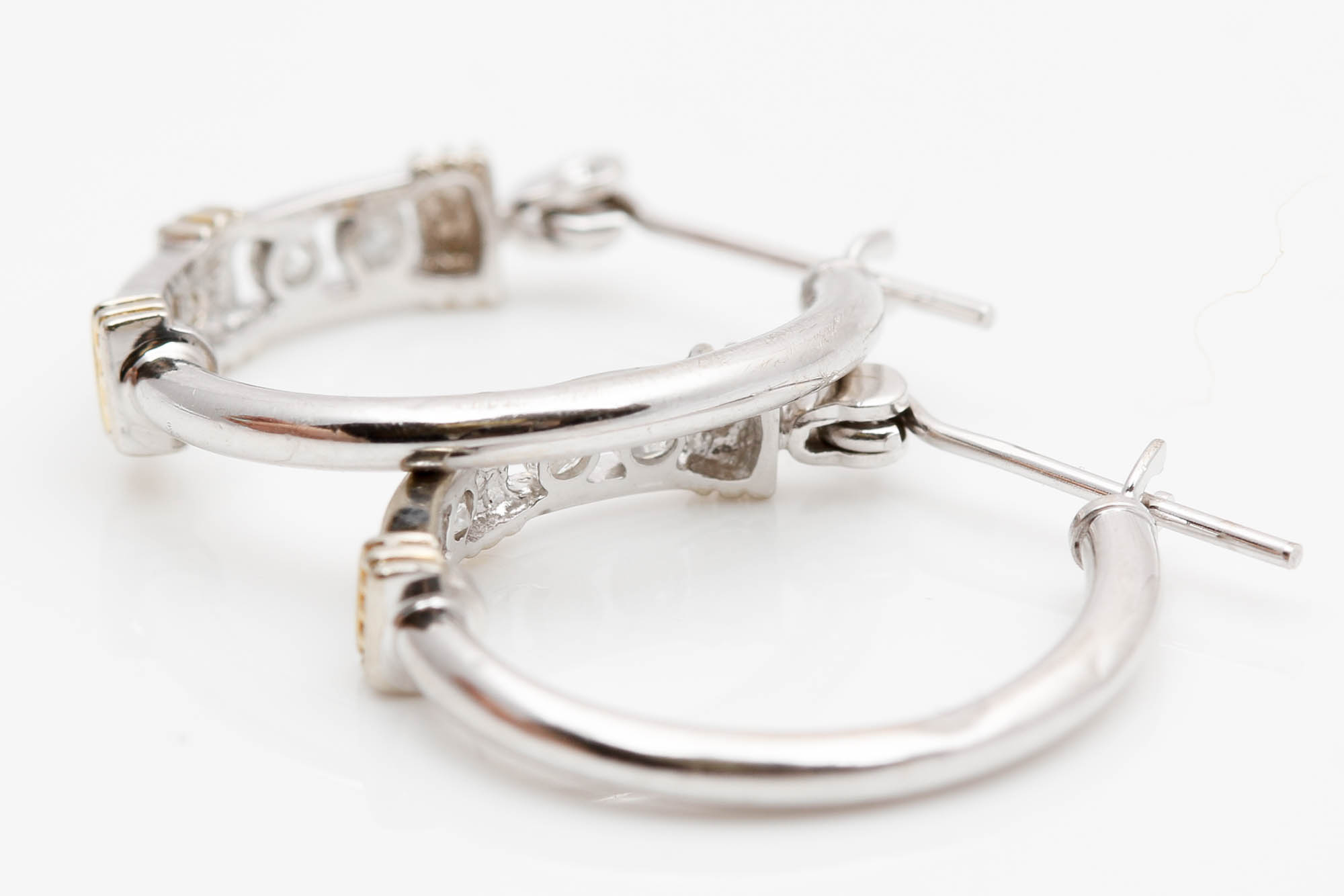 14K White Gold Diamond Earrings