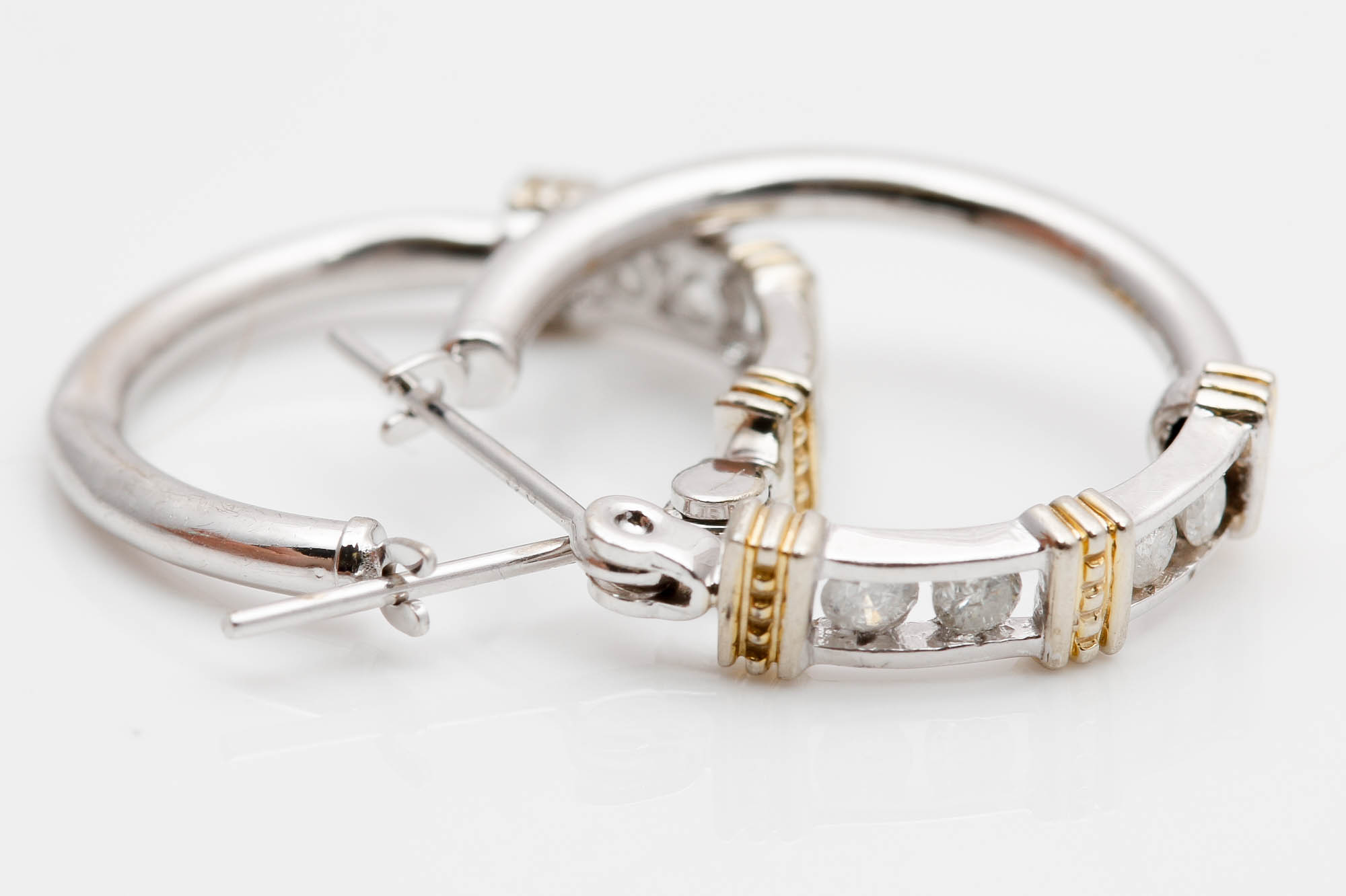 14K White Gold Diamond Earrings