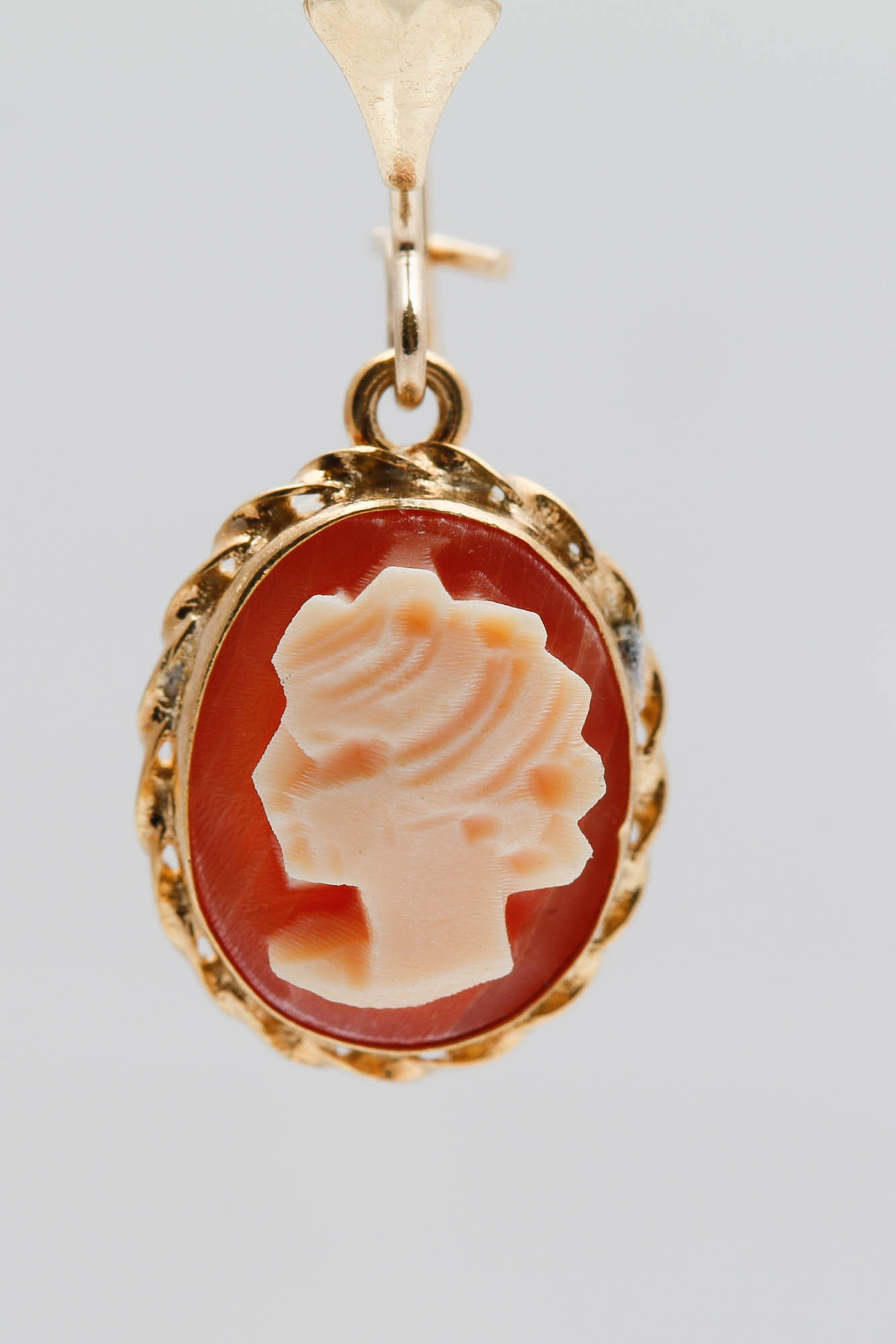 14K Yellow Gold Shell Cameo Earrings