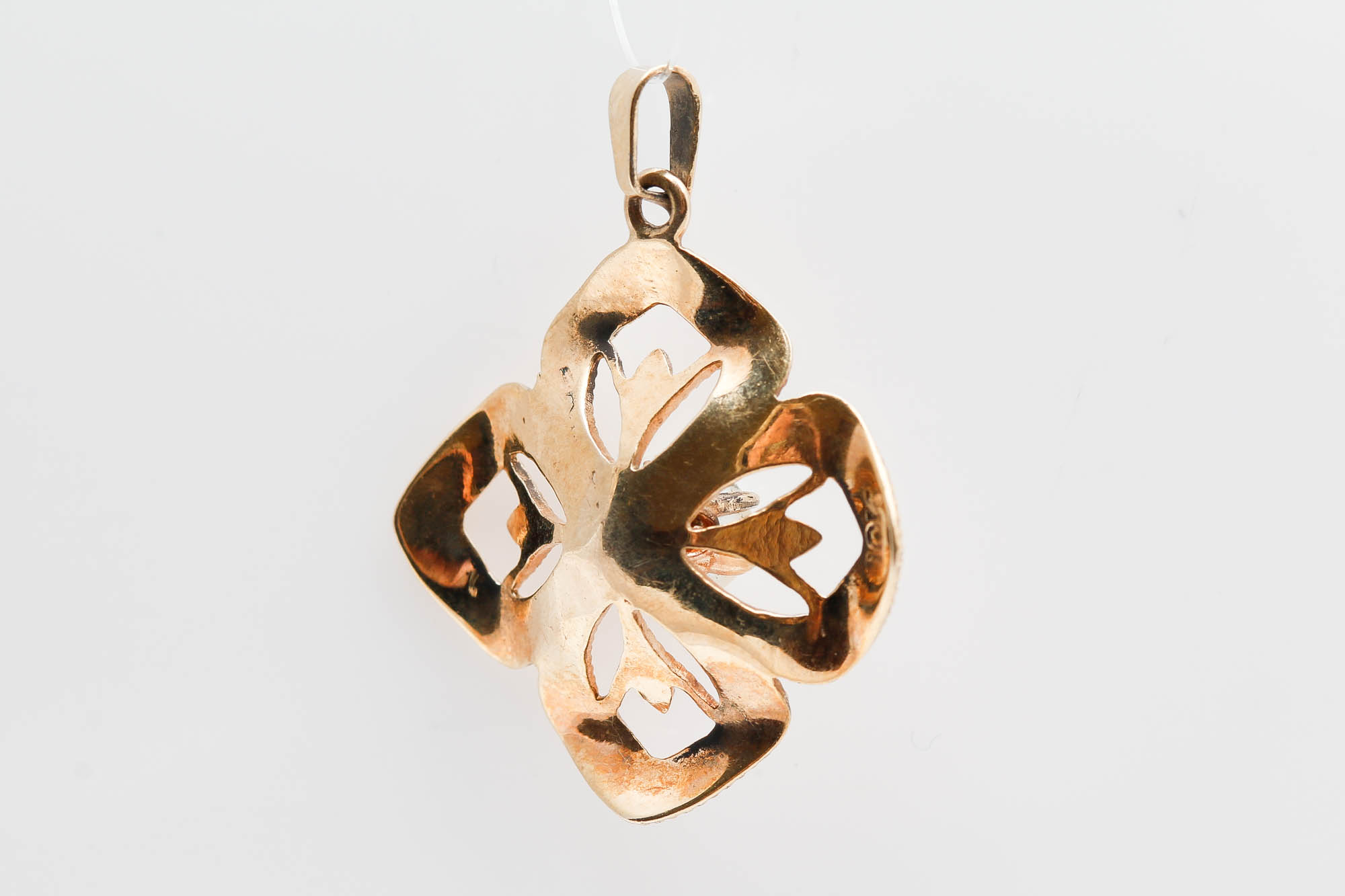 10K Yellow Gold Cultured Pearl Pendant