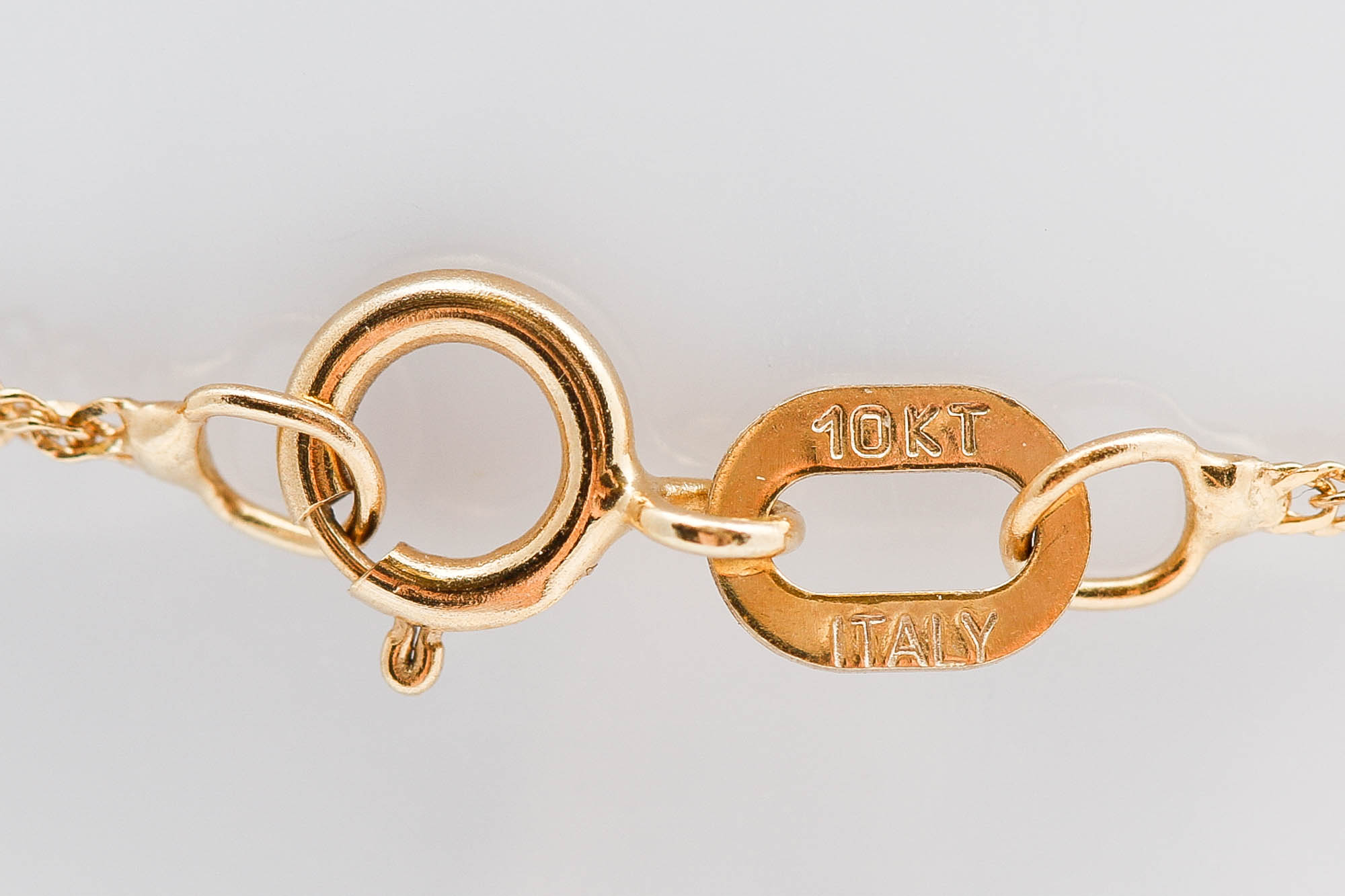 10K Yellow Gold Synthetic Sapphire Circle Pendant