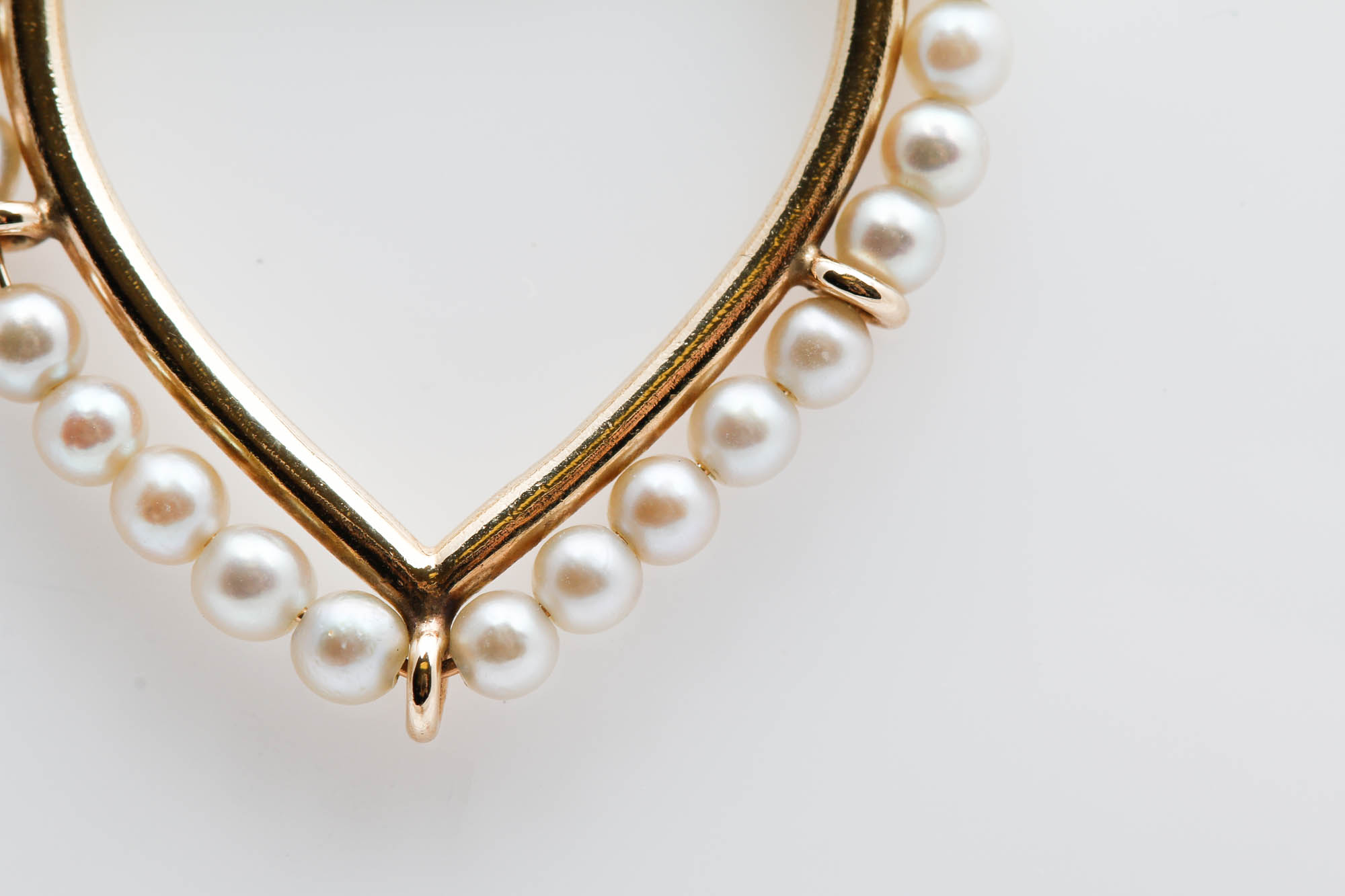 14K Yellow Gold Cultured Pearl Heart Pendant