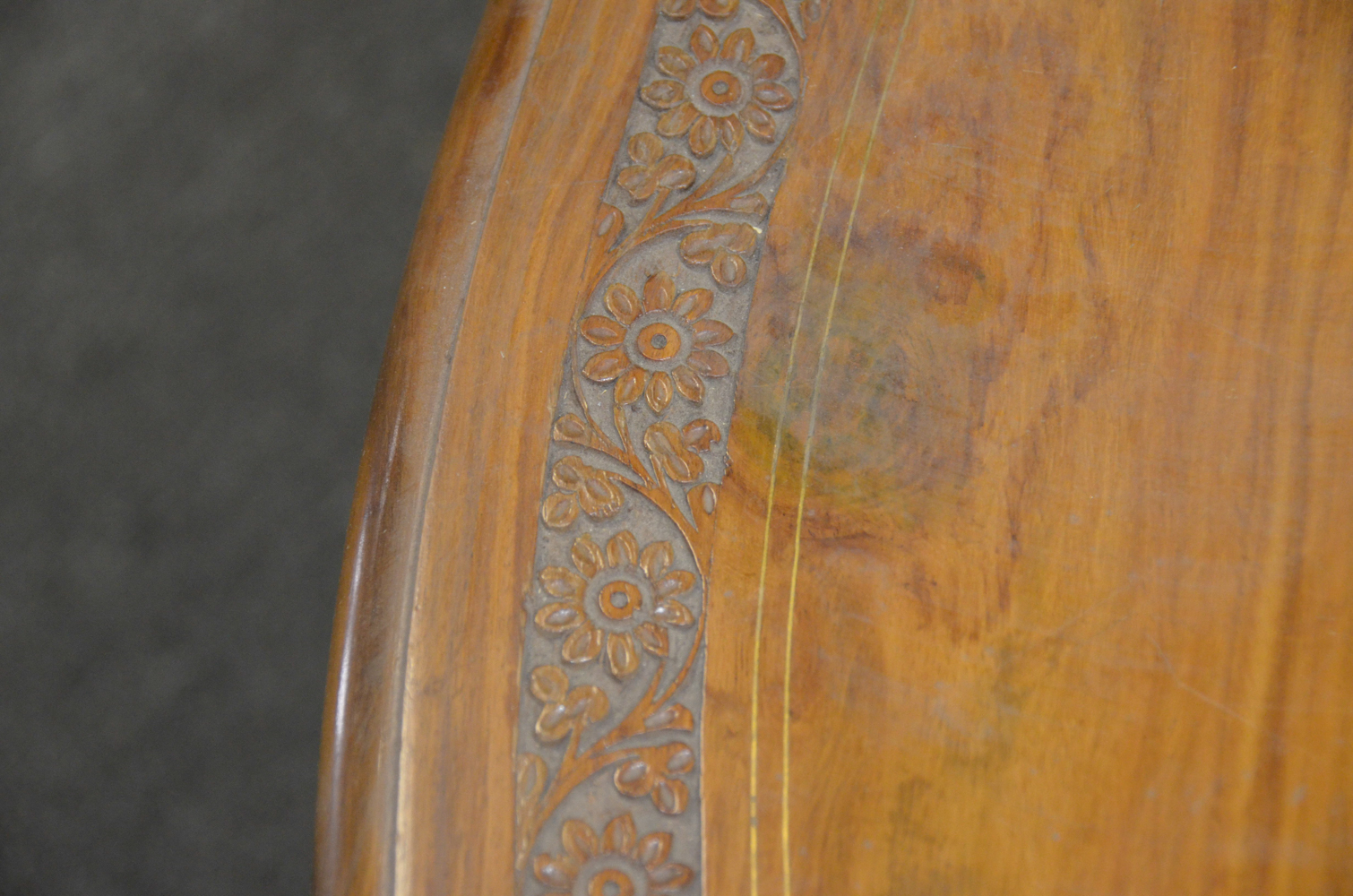 Contemporary Single-Pedestal Dining Table With Inlay