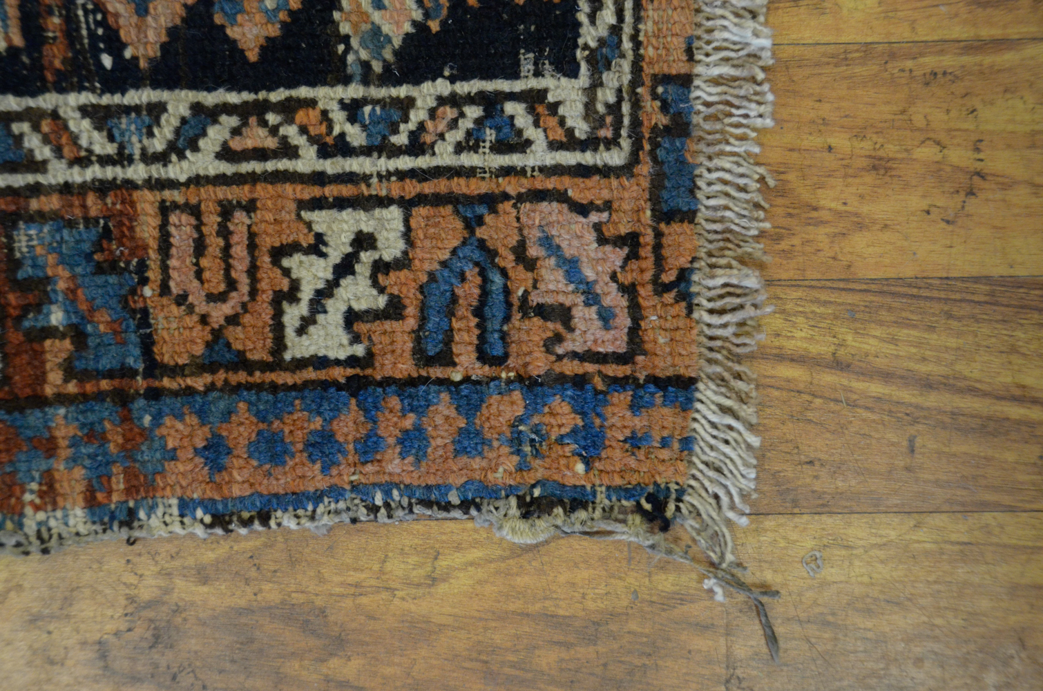 Hand-Knotted Caucasian Accent Rug