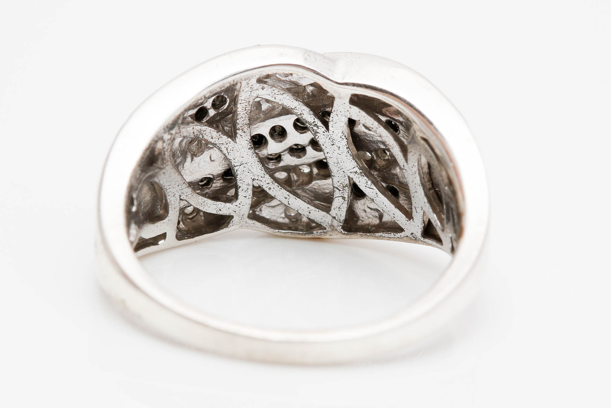 Sterling Silver 0.73 CTW Black and White Diamond Band