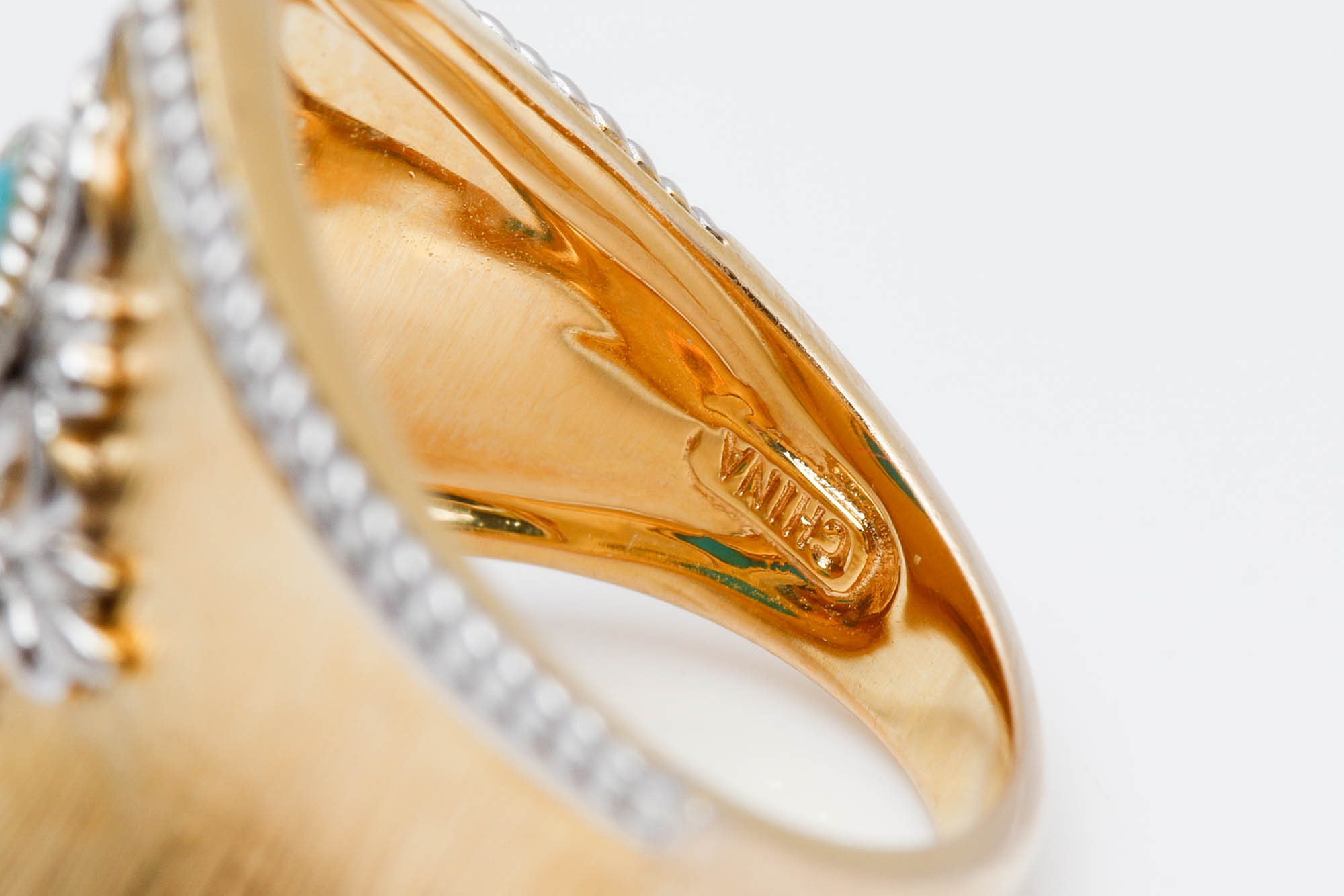 14K Yellow Gold Turquoise Ring