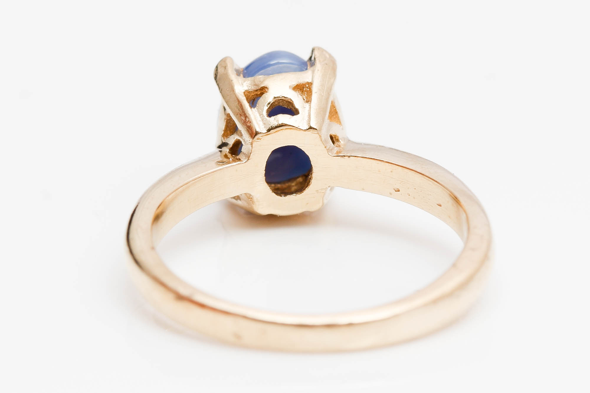 14K Yellow Gold Synthetic Star Sapphire Ring