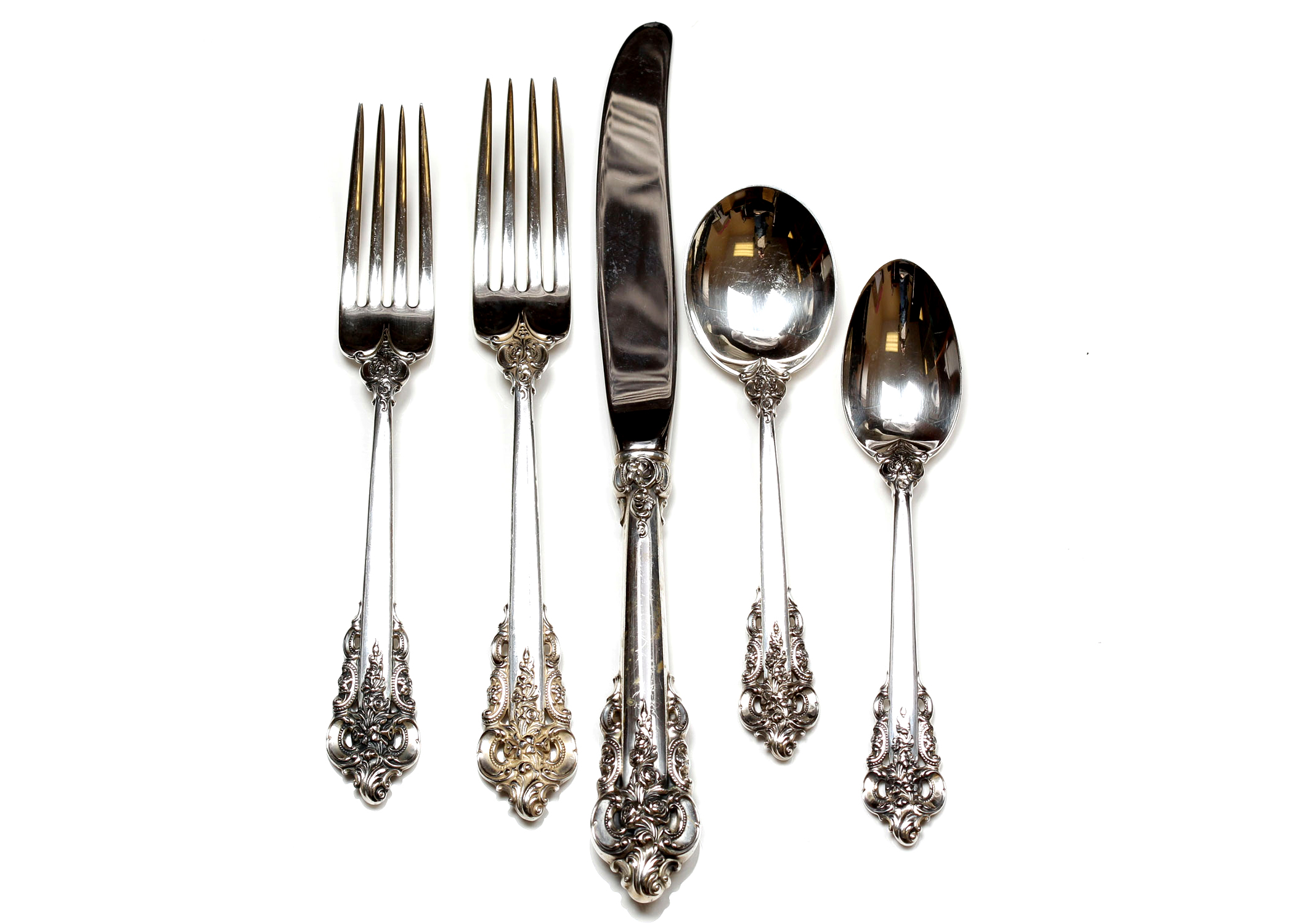Wallace Sterling Silver "Grande Baroque" Flatware