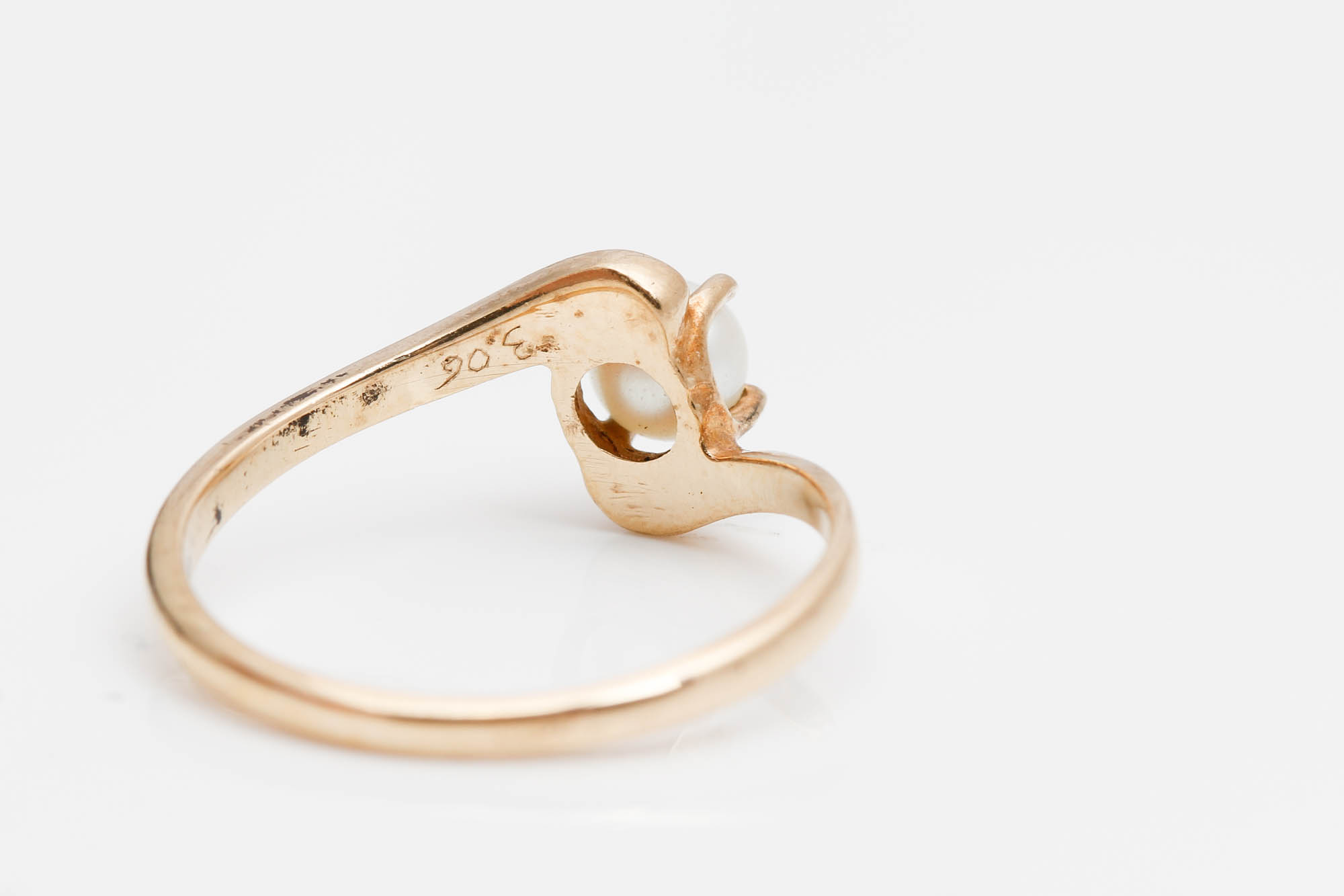 10K Yellow Gold Cultured Pearl Ring
