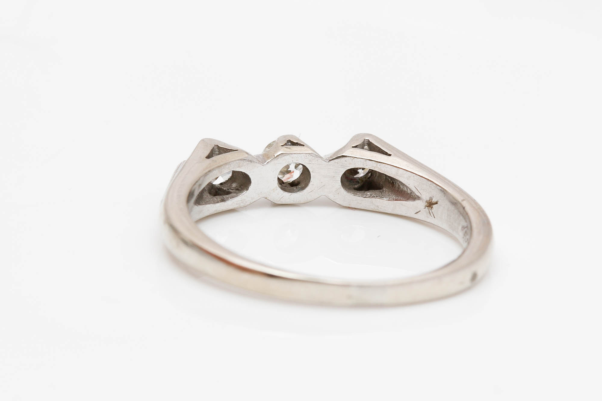 14K White Gold Diamond Ring