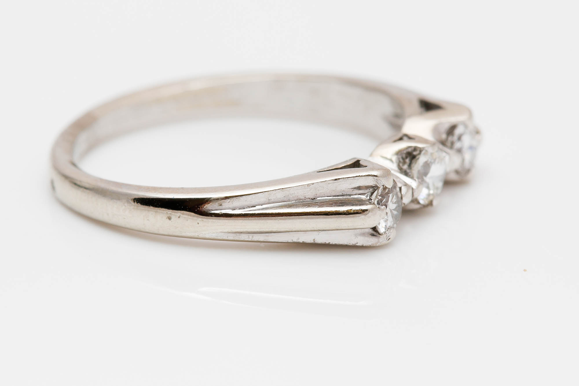 14K White Gold Diamond Ring