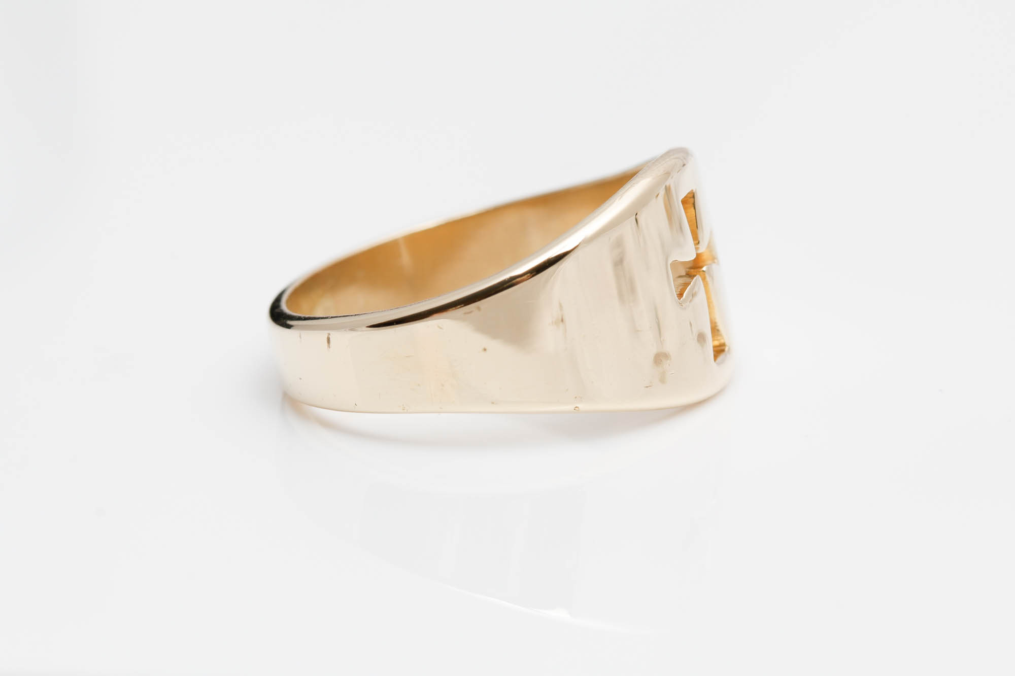14K Yellow Gold James Avery Ring