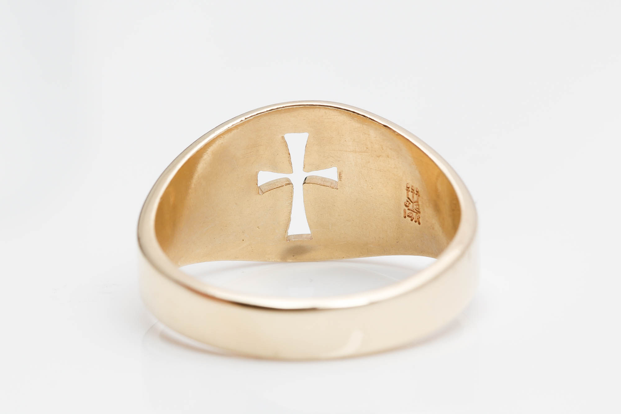 14K Yellow Gold James Avery Ring