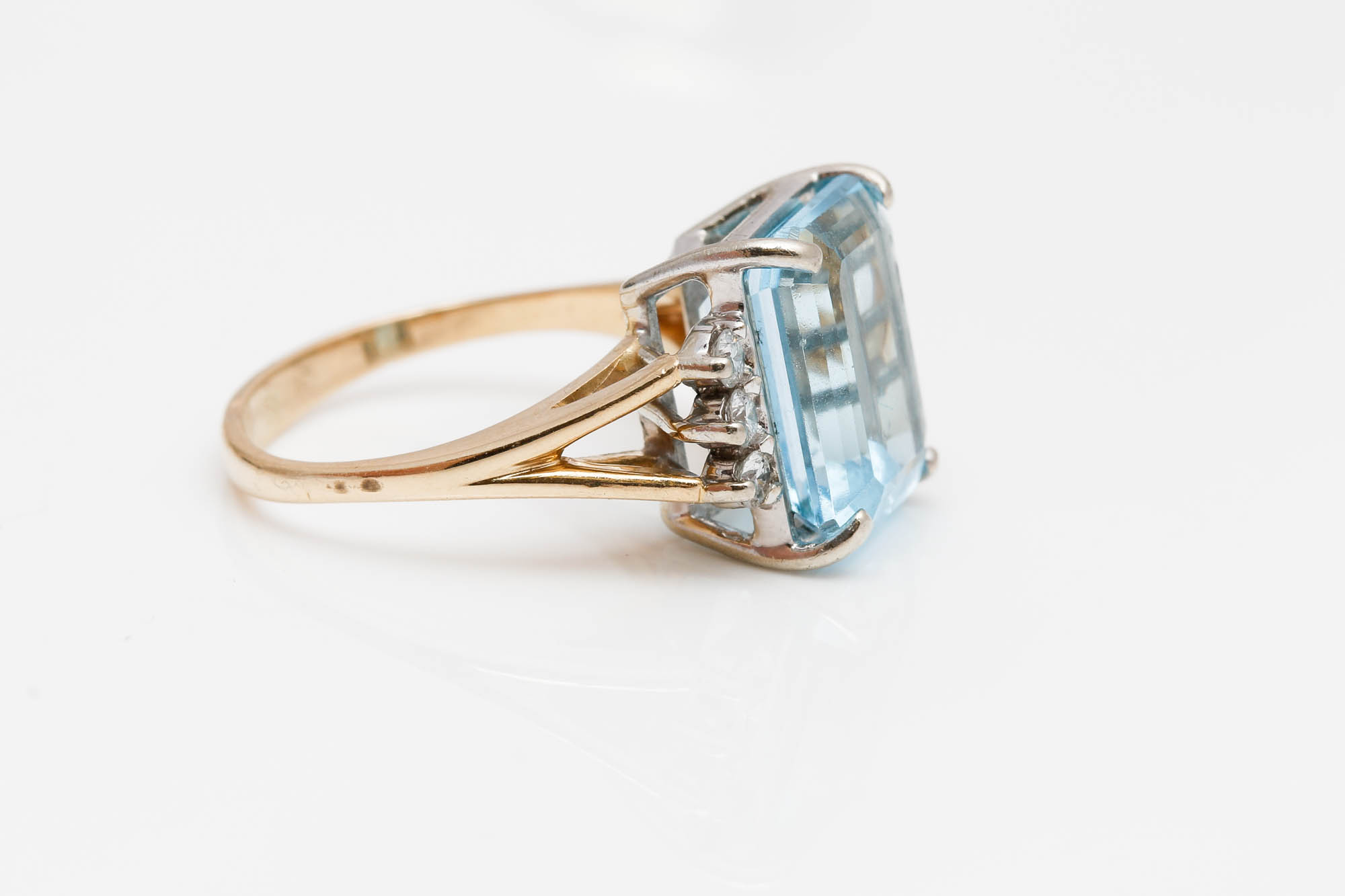 14K Yellow Gold 6.90 CTS Blue Topaz and Diamond Ring