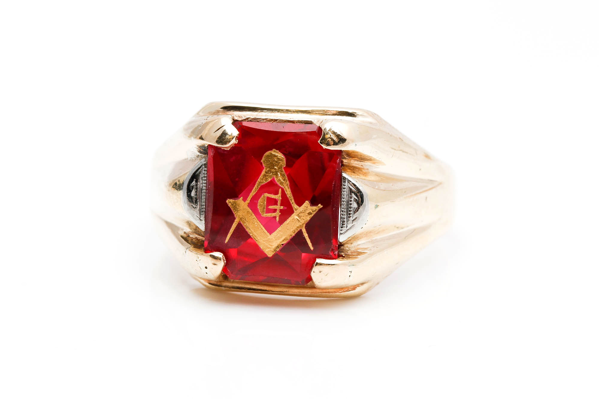 10K Yellow Gold Synthetic Ruby Masonic Ring