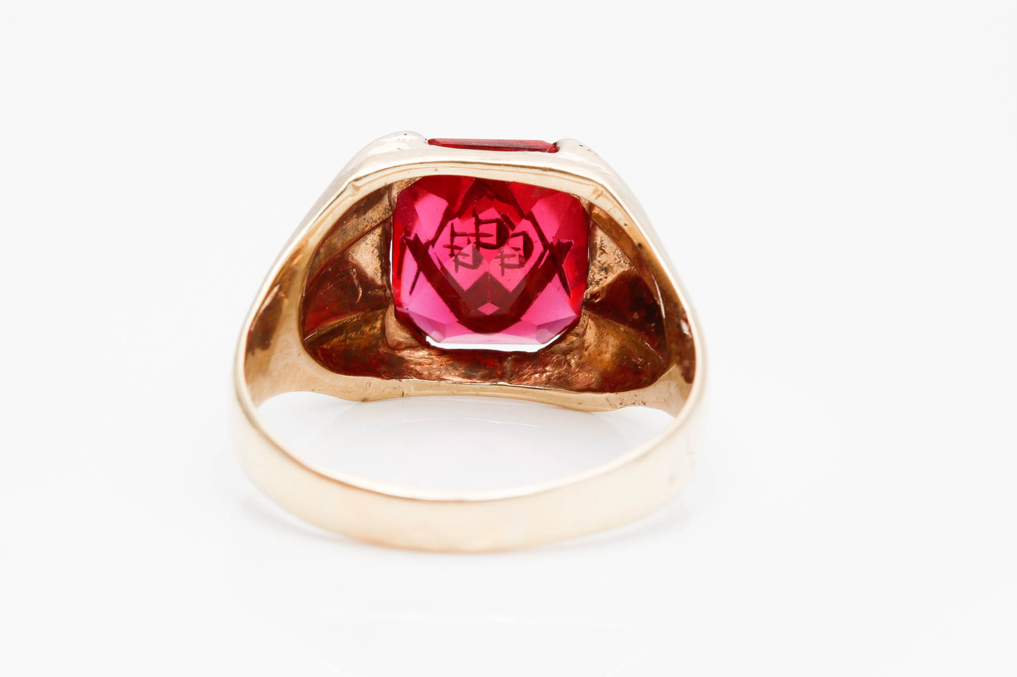 10K Yellow Gold Synthetic Ruby Masonic Ring
