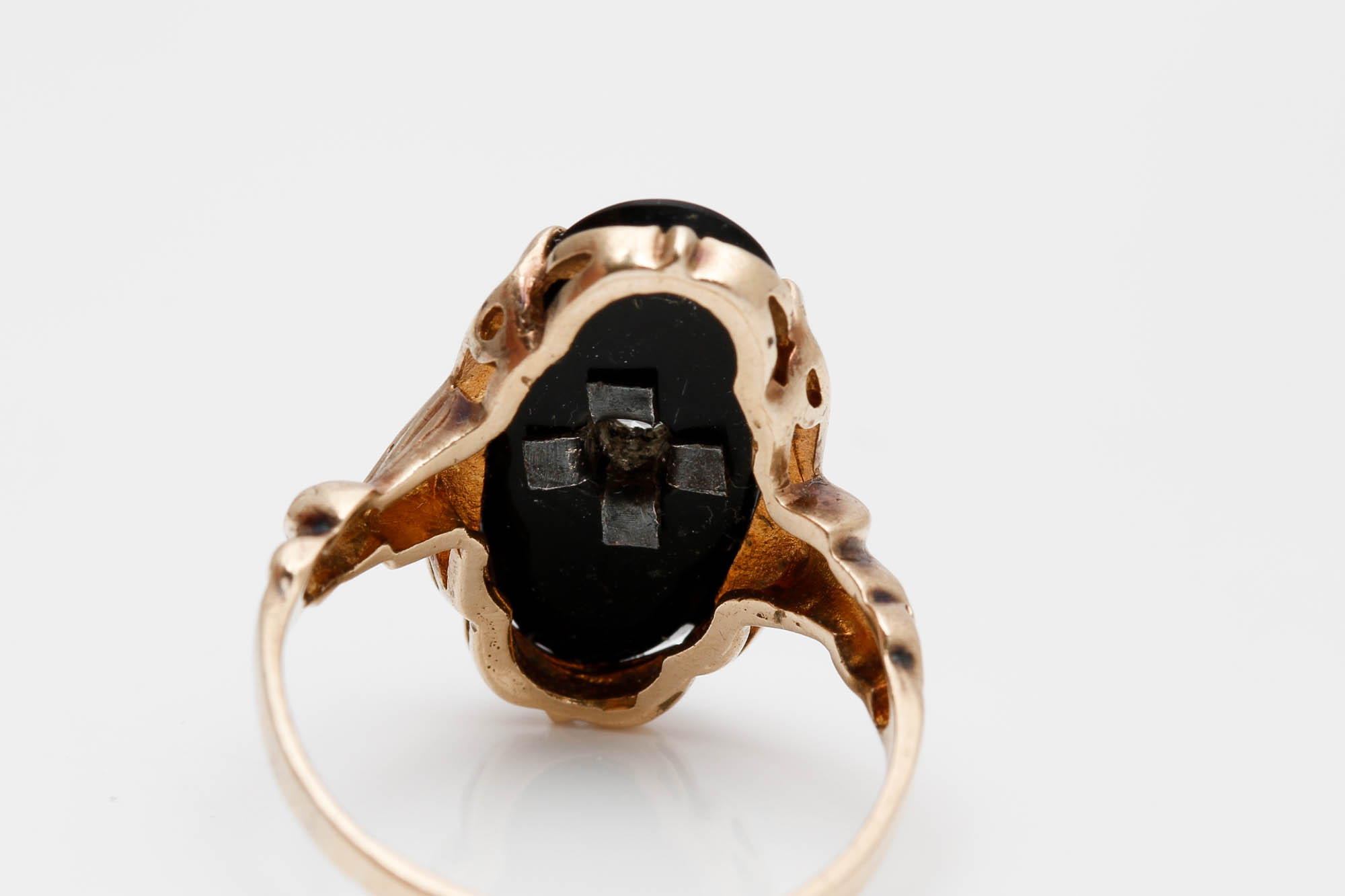 14K Yellow Gold Onyx and Diamond Ring