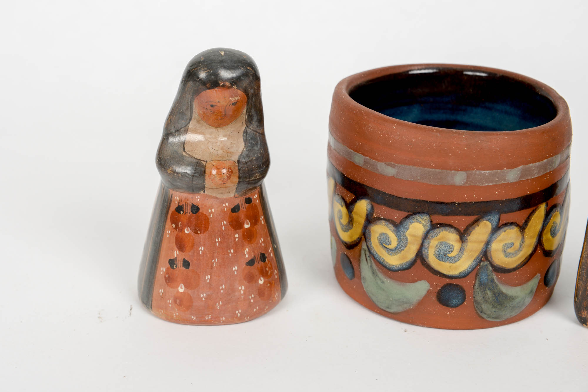 Collection Mexican Terracotta Figurines and Bowl