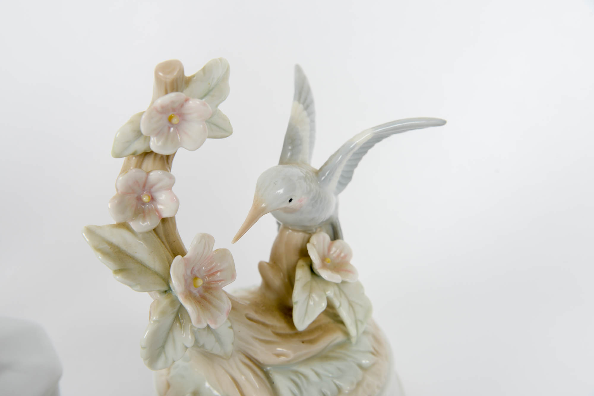 Collection of Home Decor Including Otagiri