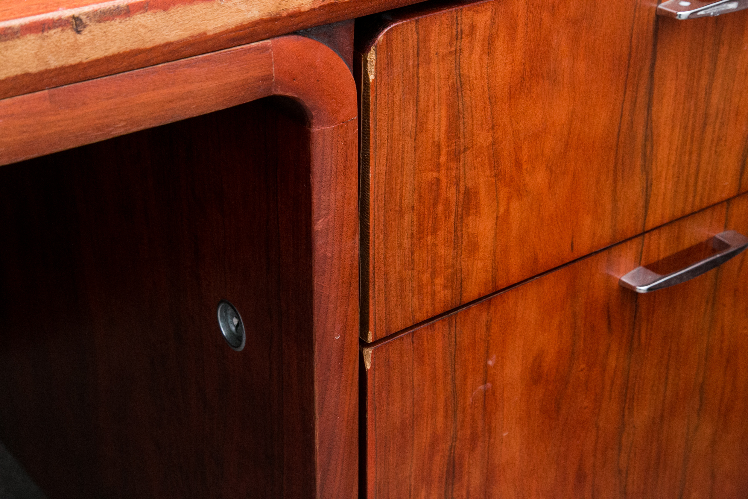 Mid Century Modern Style Rosewood Veneer Executive Desk