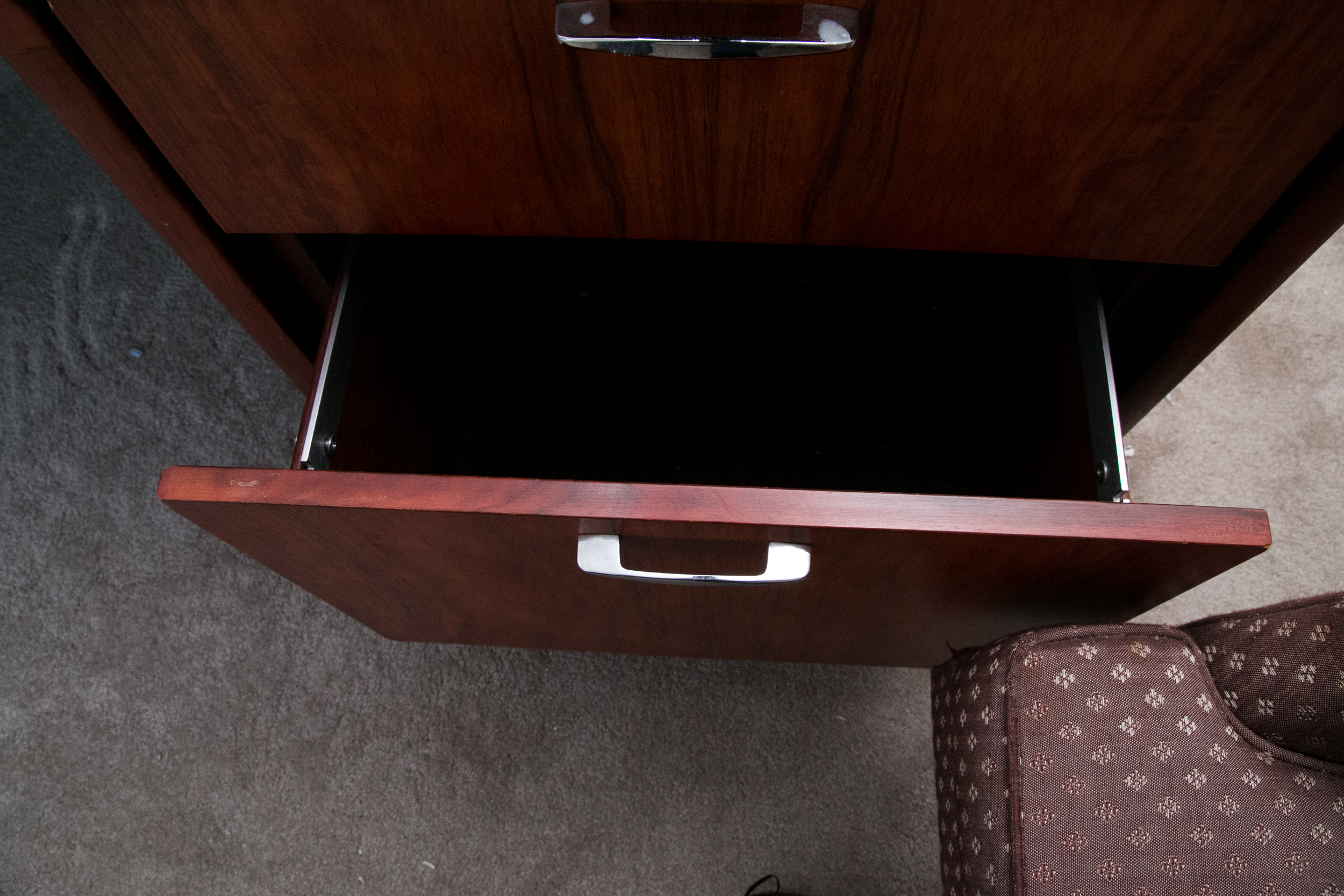 Mid Century Modern Style Rosewood Veneer Executive Desk