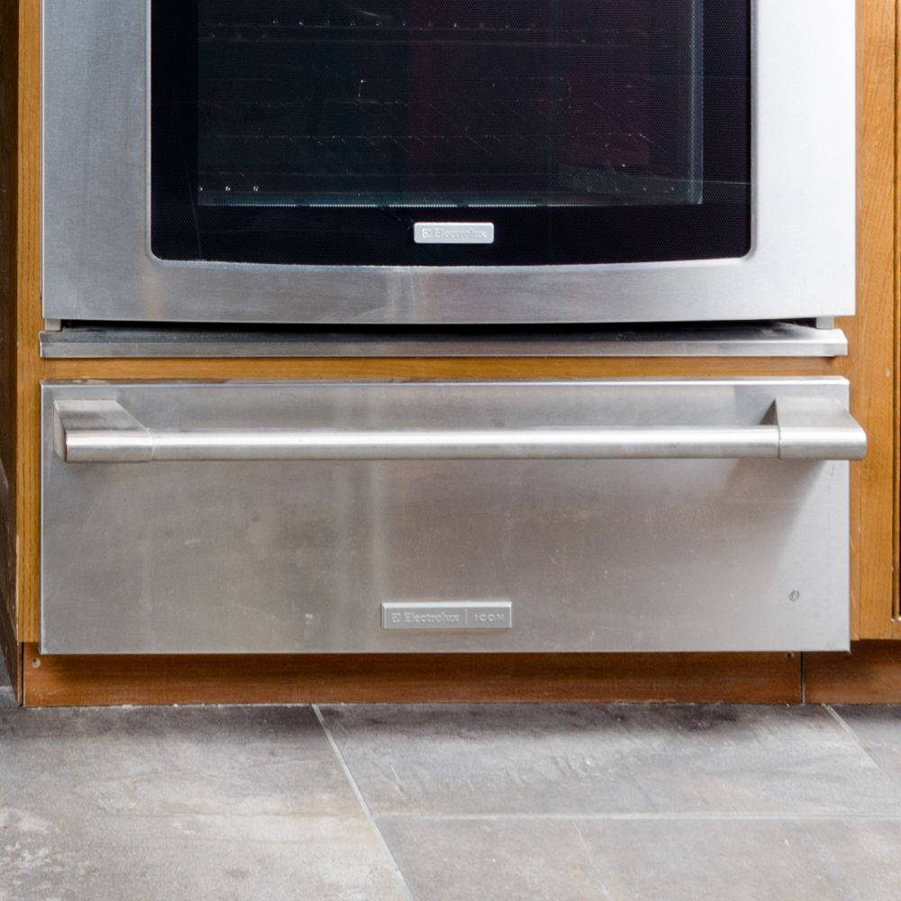 Electrolux Icon Warmer Drawer