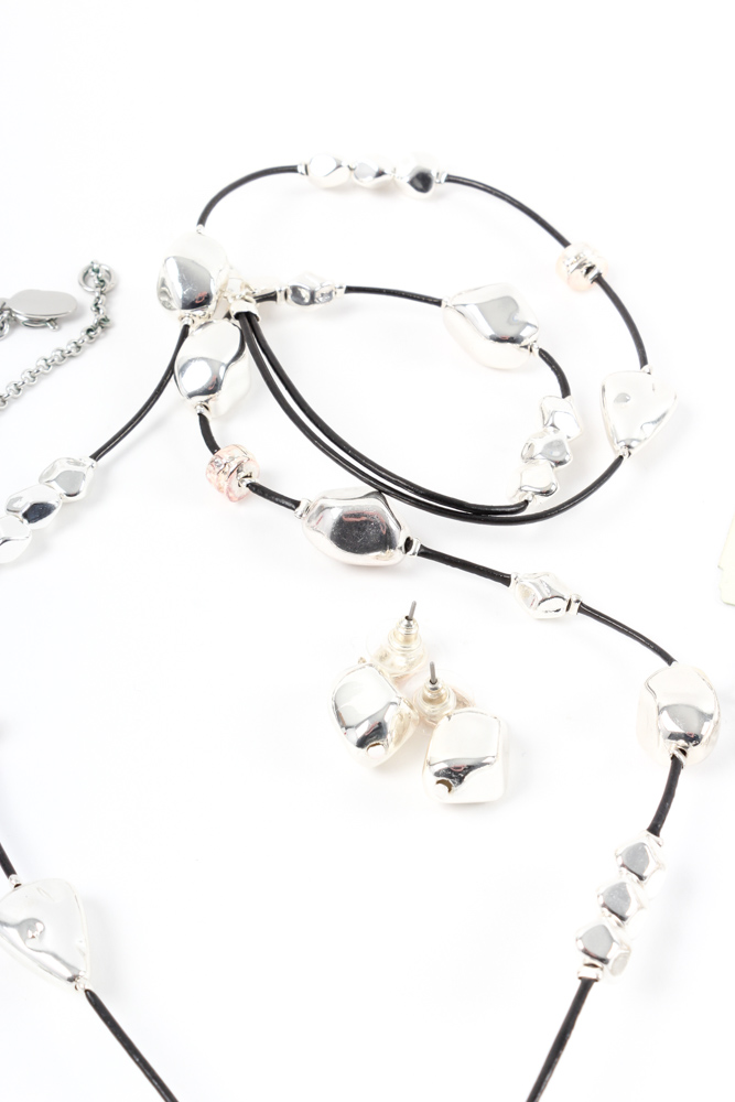 Ann Taylor and Friends Jewelry