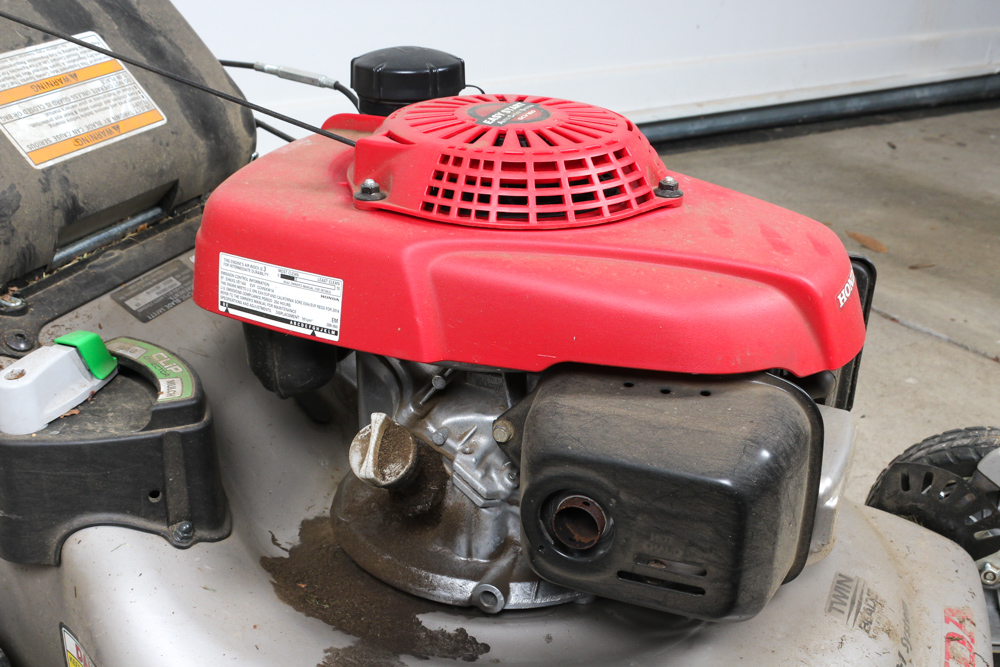 Honda Self-Propelled Lawn Mower with Smart Drive