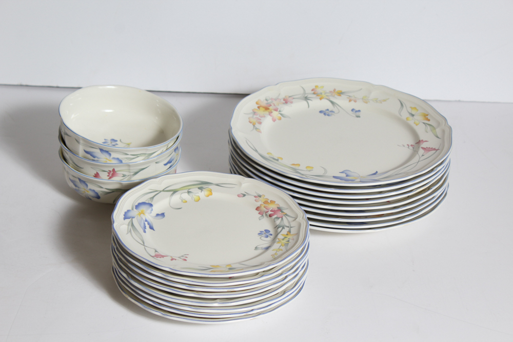 Collection of Villeroy and Boch "Riviera" Dinnerware
