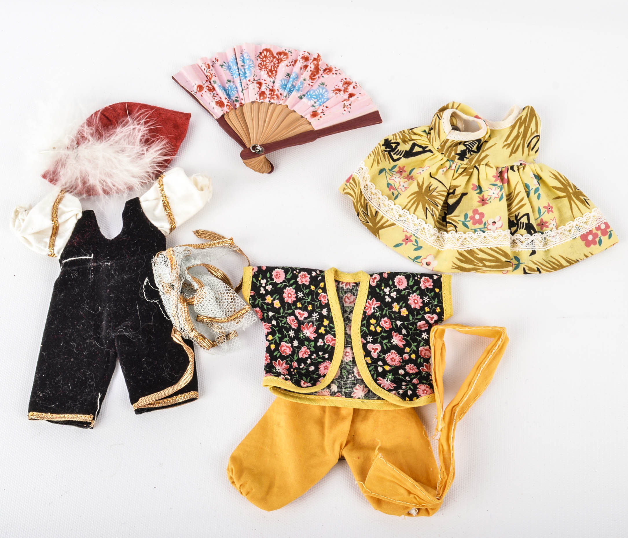 Vintage Ginny Dolls, Wardrobe and Accessories