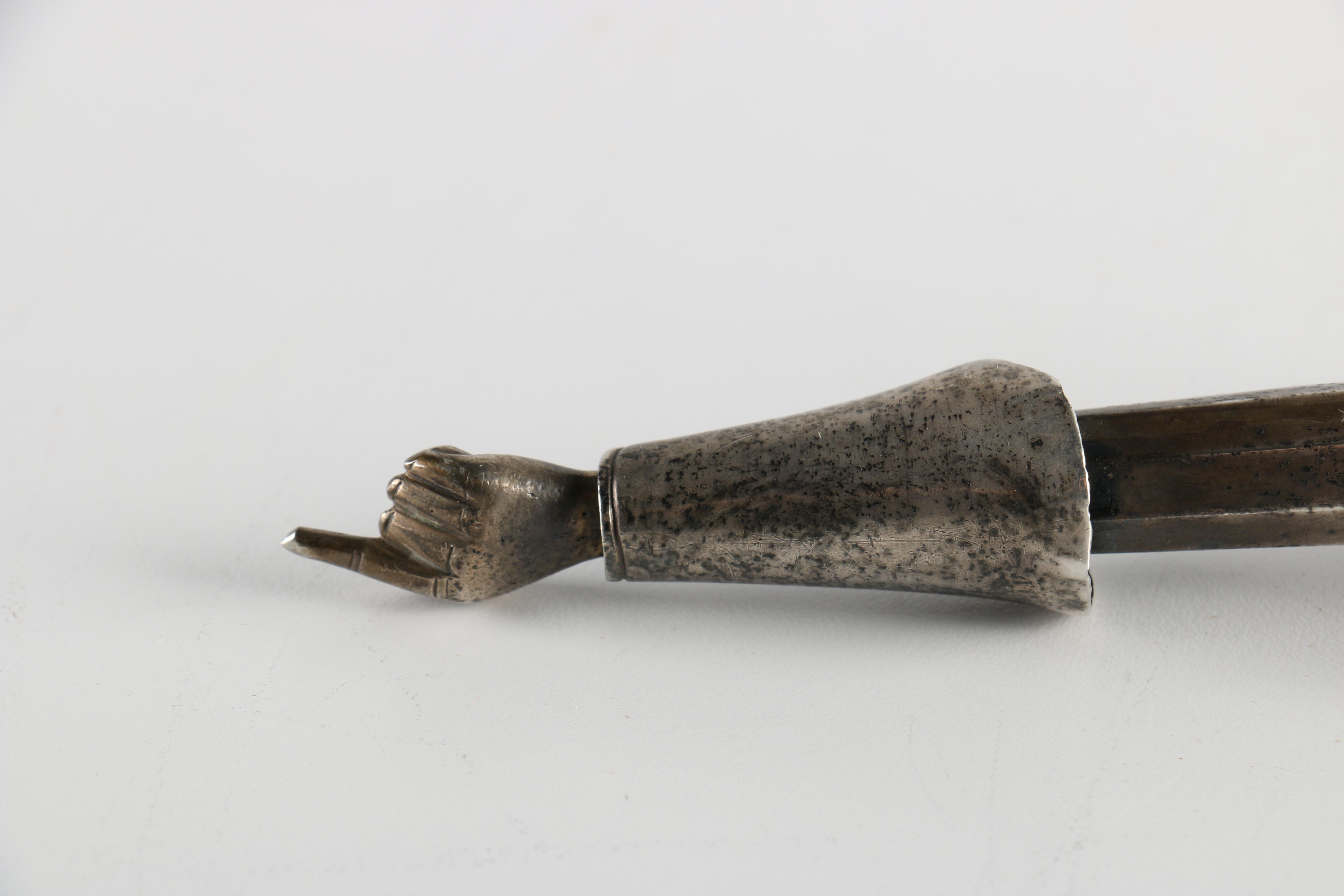 19/20th Century Russian Silver Yad with Scrolled Filigree Handle