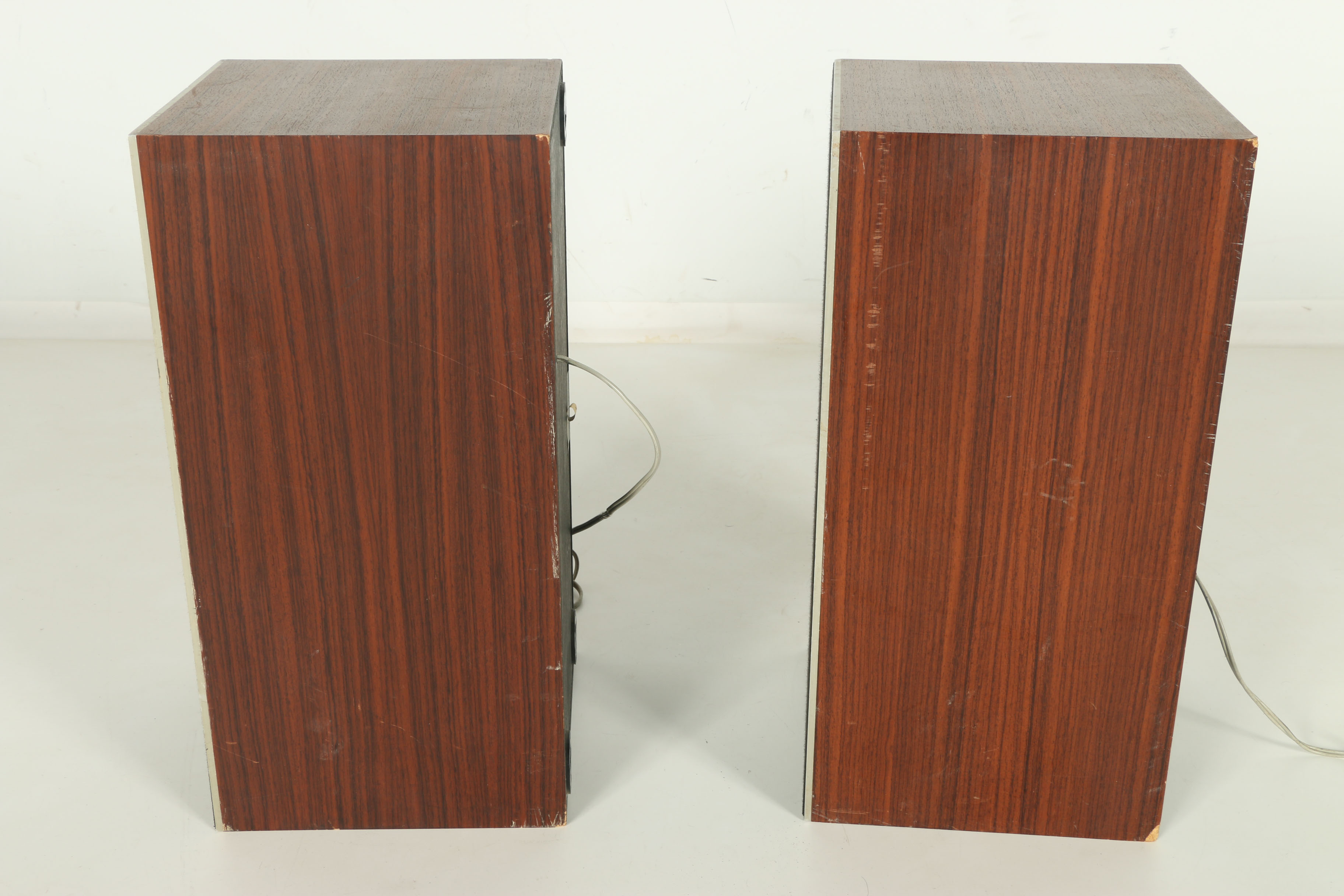 Bang & Olufsen Beovox 3702 Speakers