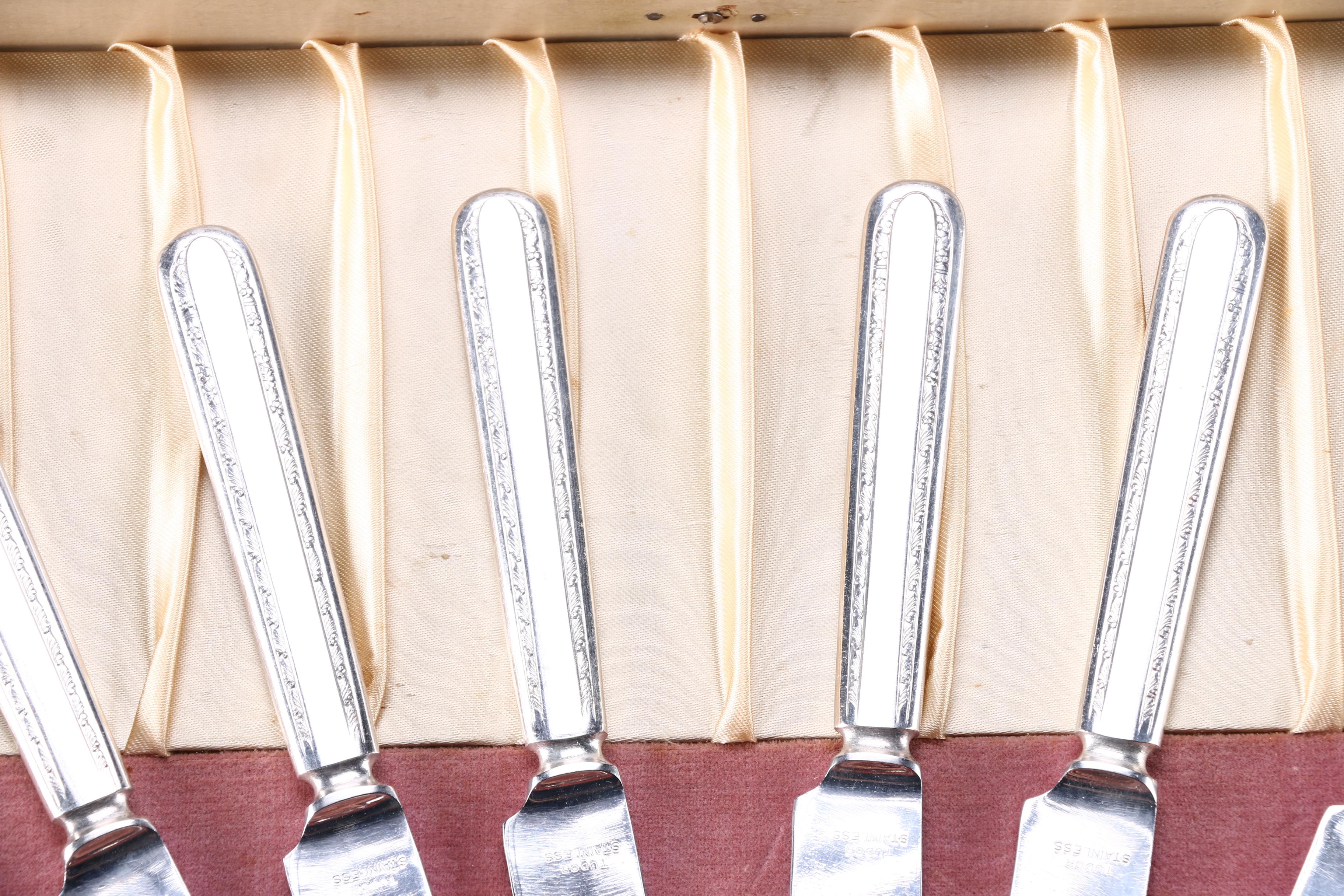 Oneida Community "Tudor Plate" Flatware