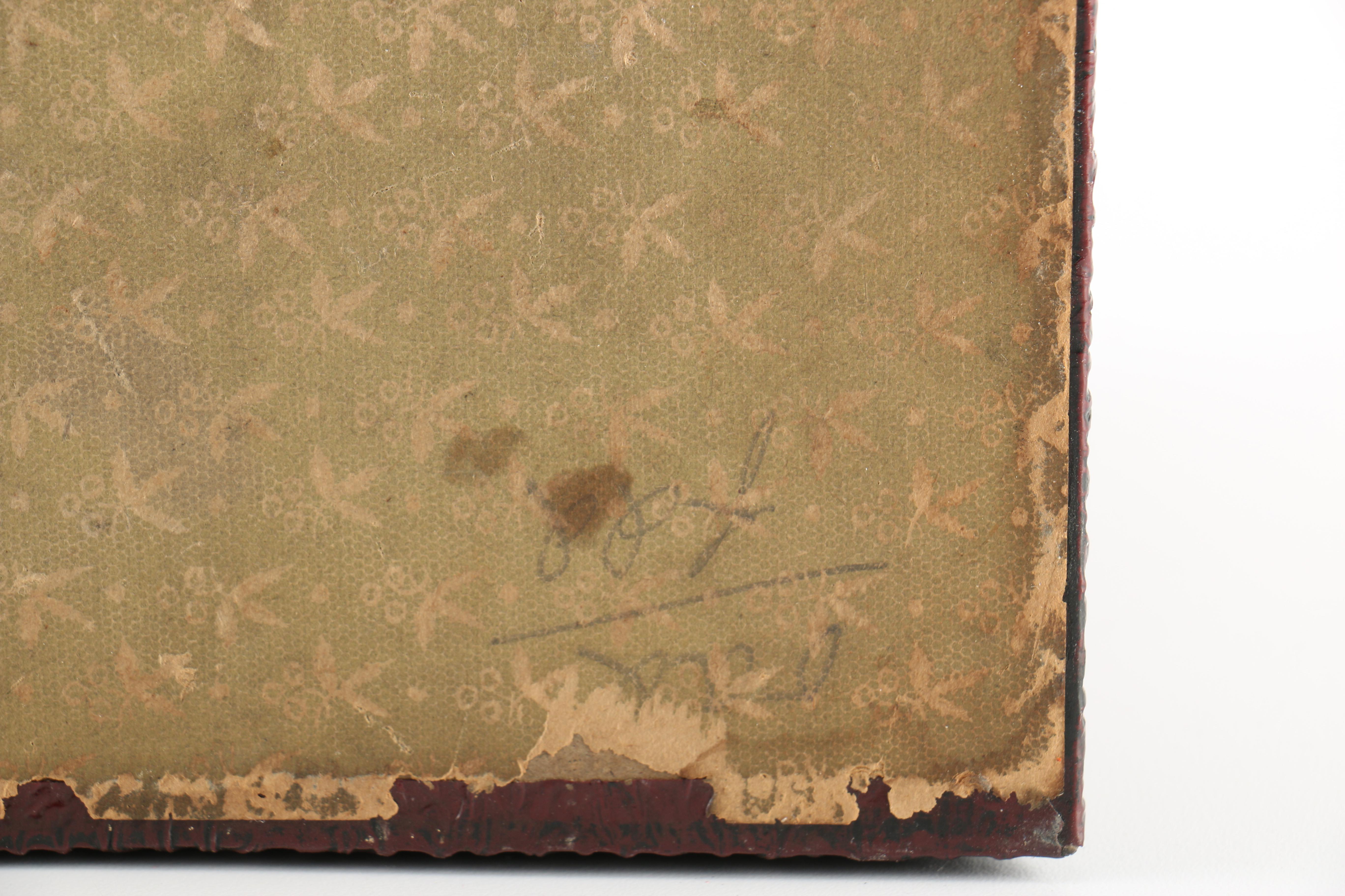 Vintage Collar Box and Bull Horns