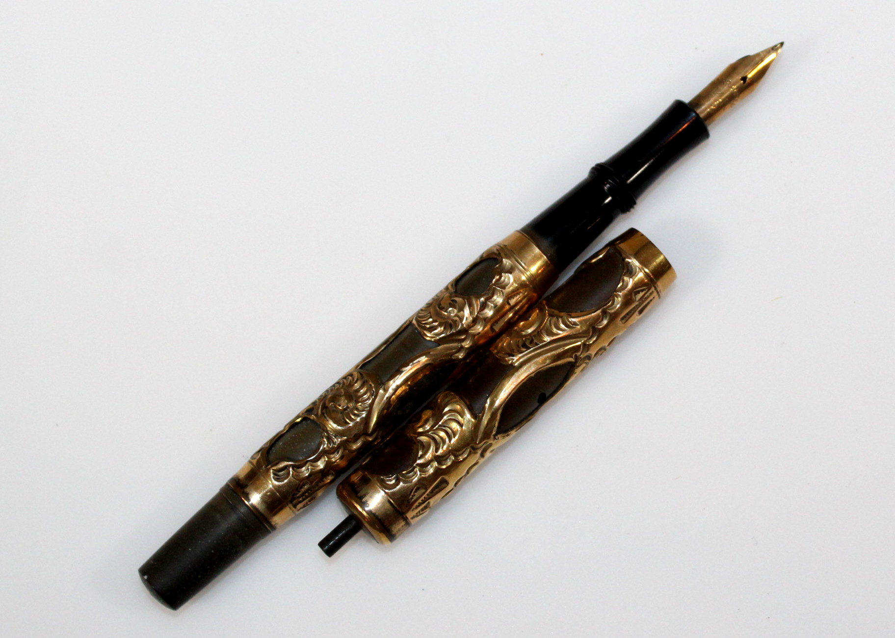 Vintage Filigree Fountain Pen