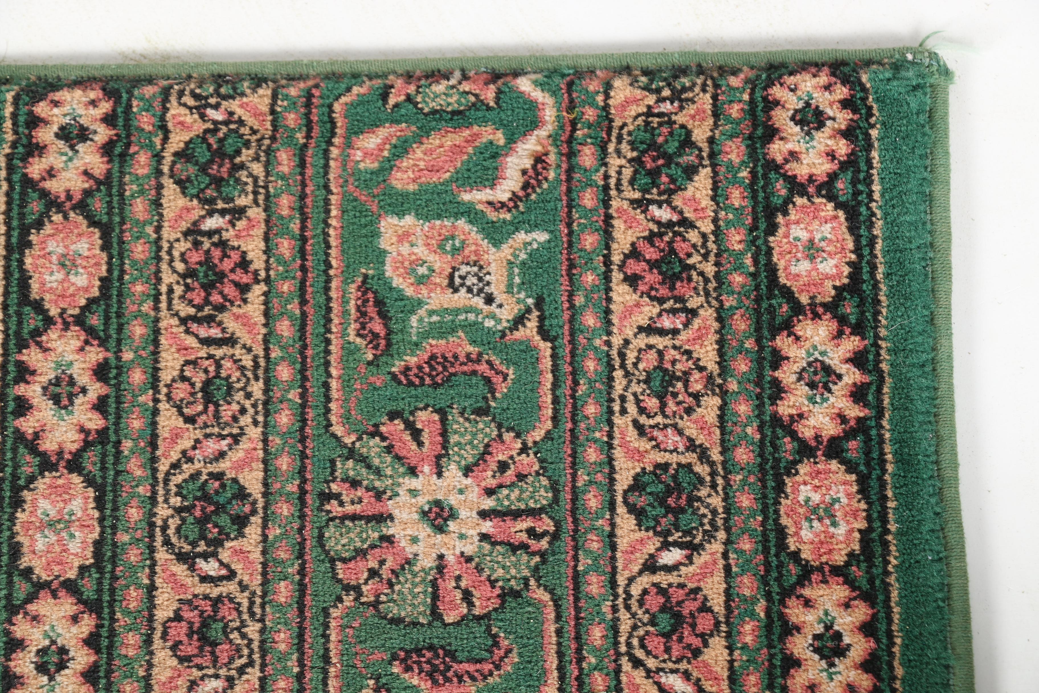 Machine Made Floral Print Carpet Runners