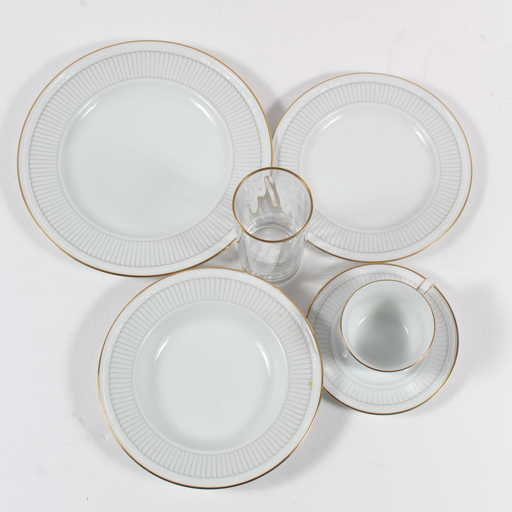 Noritake "White Scapes" Dinner Service for Eight