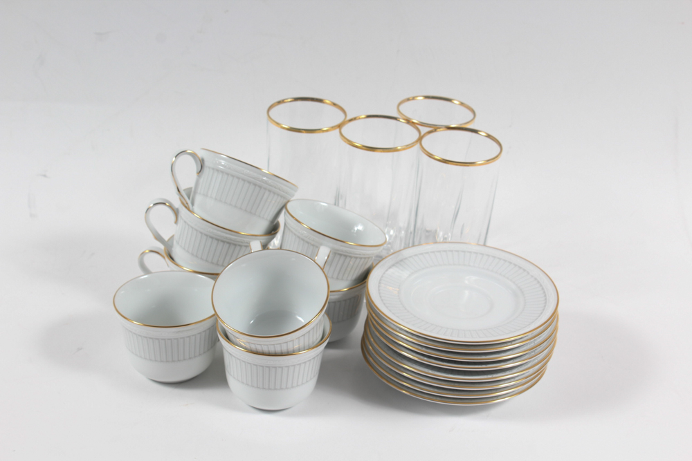 Noritake "White Scapes" Dinner Service for Eight