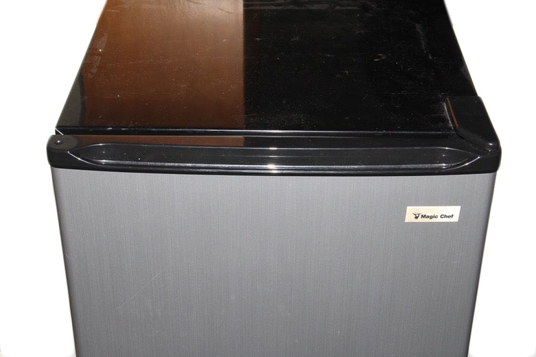 Magic Chef Mini Refrigerator