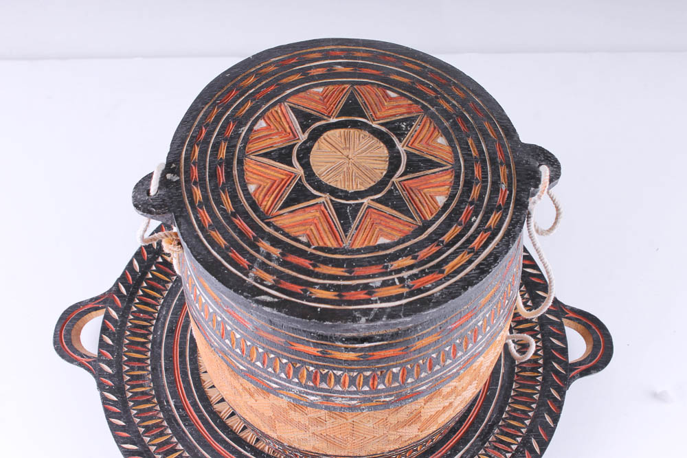 Variety of Africa Themed Decor