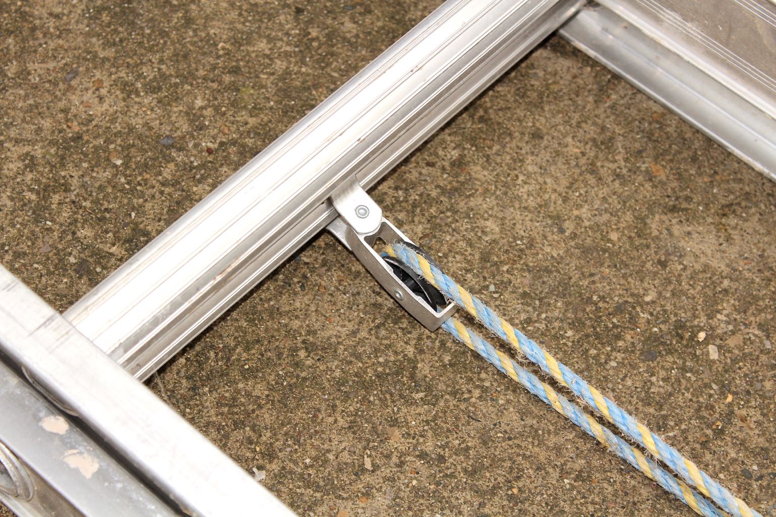 Werner 28 Foot Extension Ladder