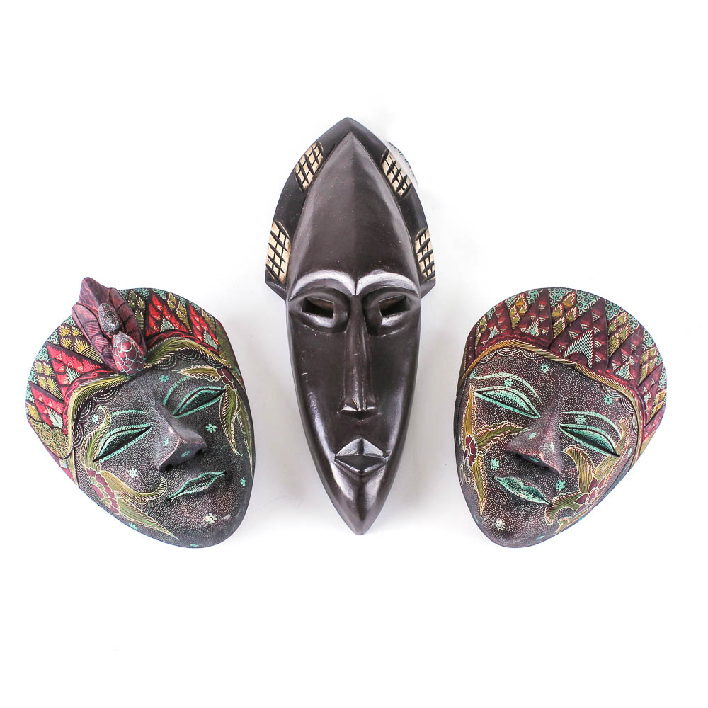 Variety of Africa Themed Decor