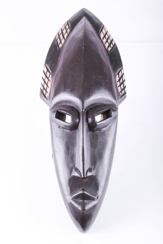 Variety of Africa Themed Decor