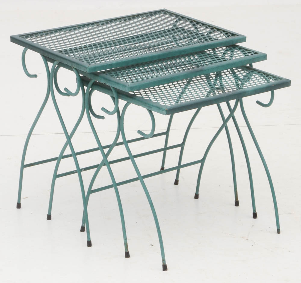 Iron Mesh Patio Settee and Nested Tables