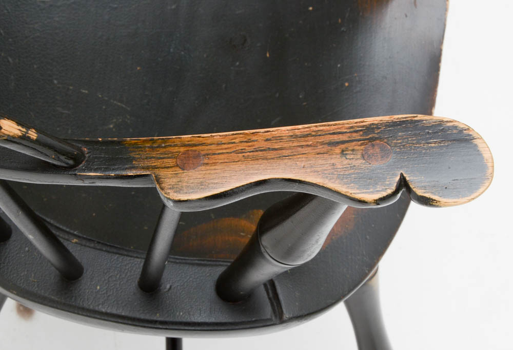 Set of Five Bow-Back Windsor Chairs, D.R. Dimes