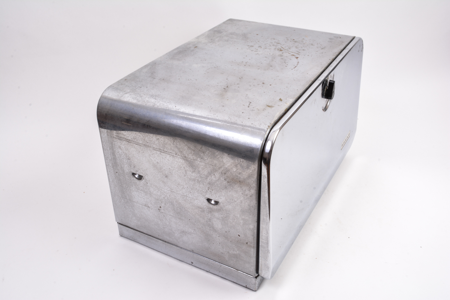 Vintage Pantry Queen Bread Box