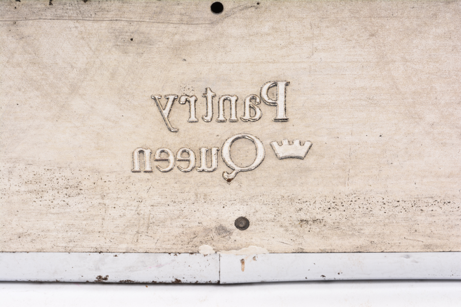 Vintage Pantry Queen Bread Box